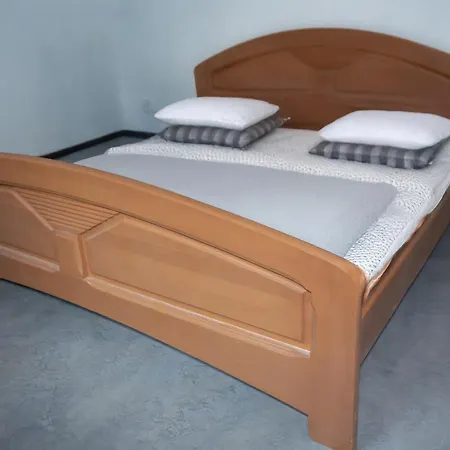 Apartment Zentrale Mit Kostenlosen Parkplaetzen *